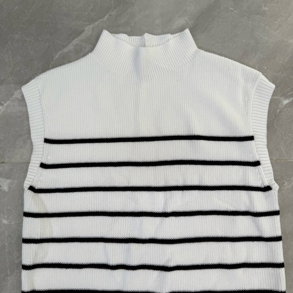 Women’s Talbots Stripe Shaker Stitch Funnel Neck Shell Mock Neck Sweater Medium - Picture 3 of 16